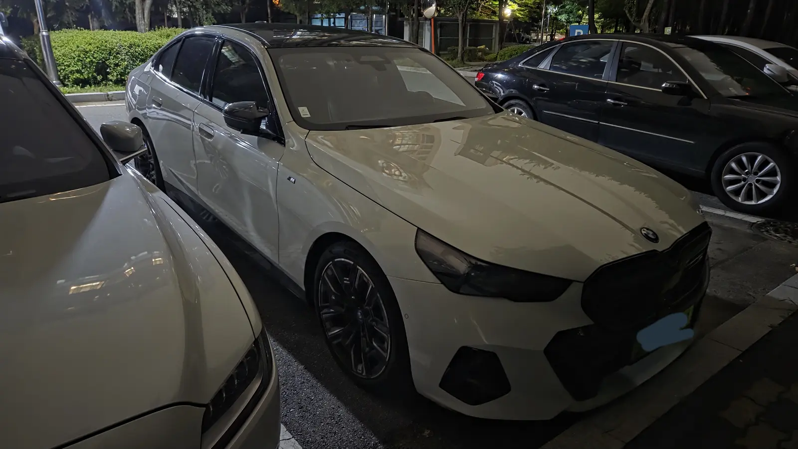 BMW i5 M60 사진 2