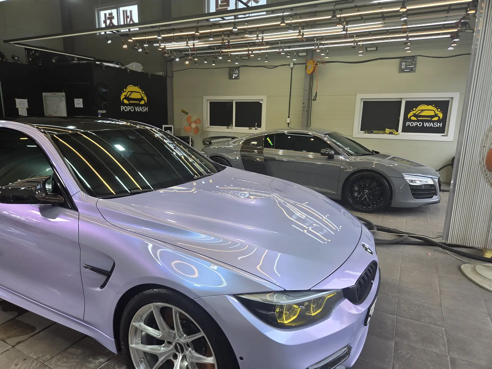 BMW M4 사진 1