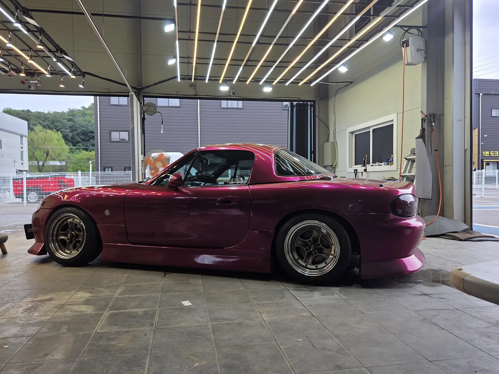 Mazda MX-5 사진 1