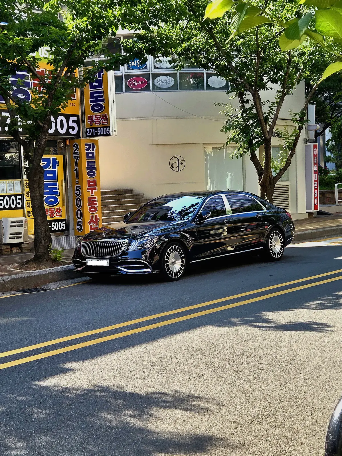 Mercedes benz s-class maybach 사진 1