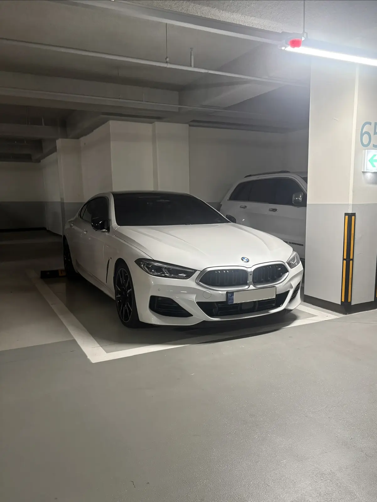 BMW M850i 사진 1