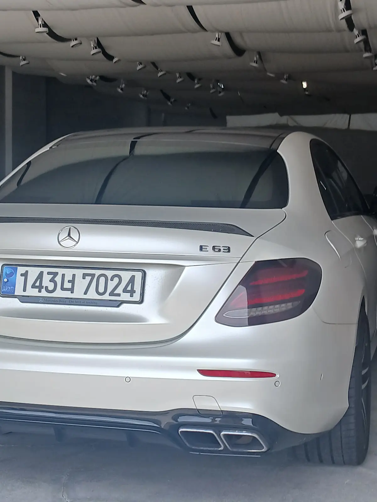 벤츠 E 63 amg 사진 1
