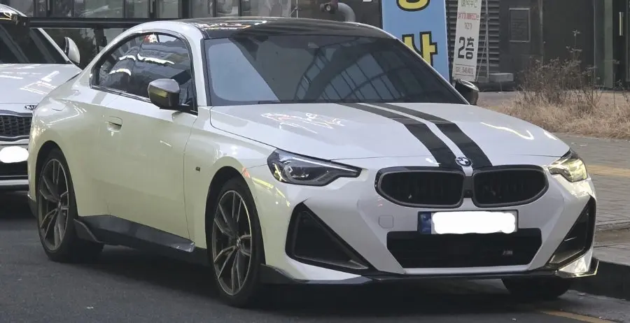 BMW 2 Series 사진 1