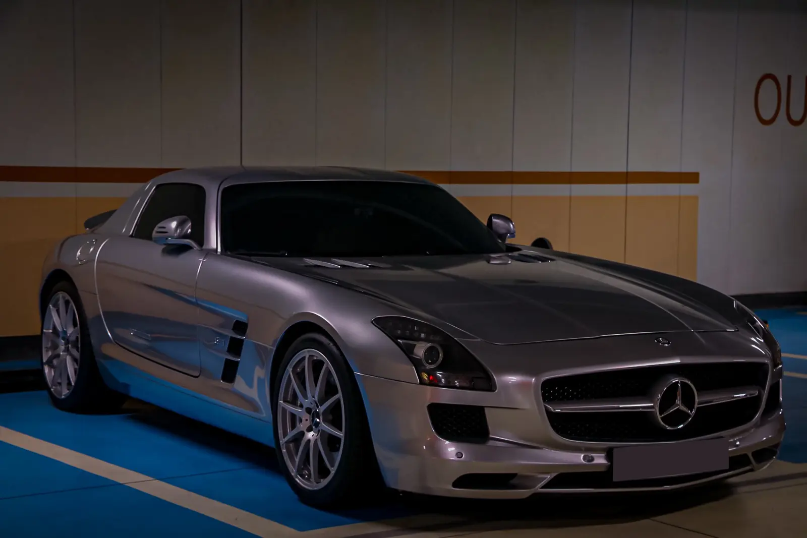 Mercedes-Benz SLS AMG 사진 2
