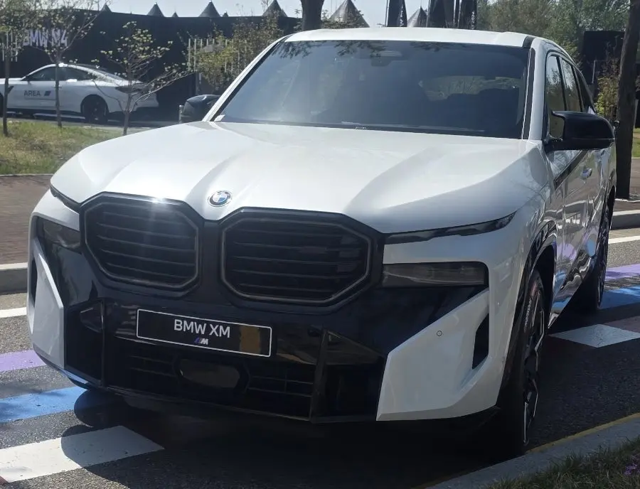 BMW XM Label 사진 1