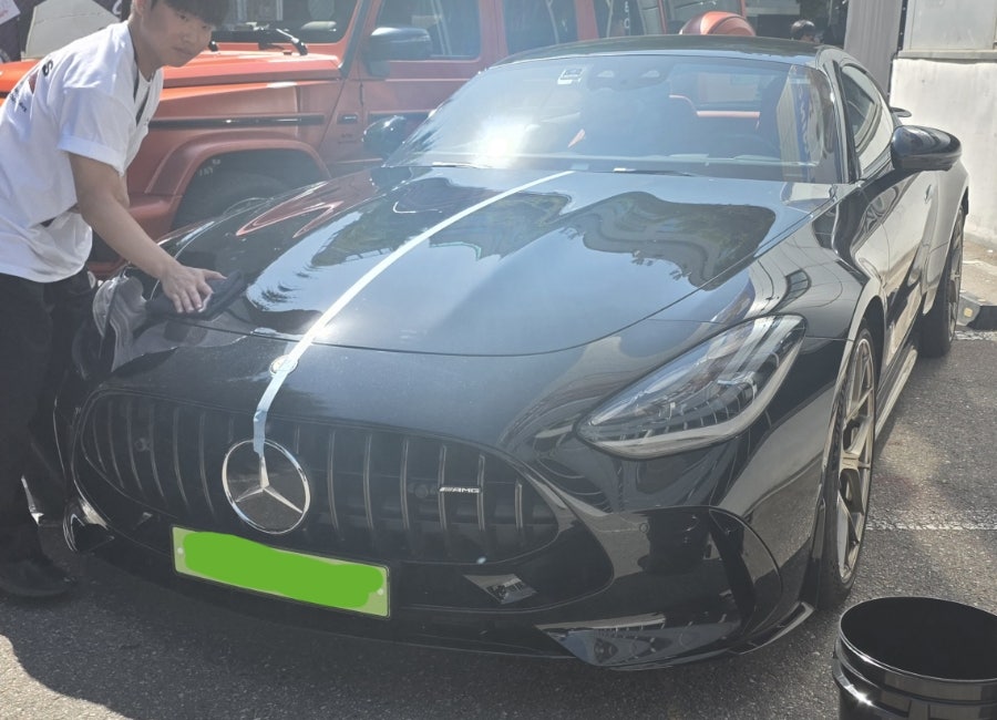 Mercedes-Benz Mercedes-AMG SL 63 SPOT 대표 이미지