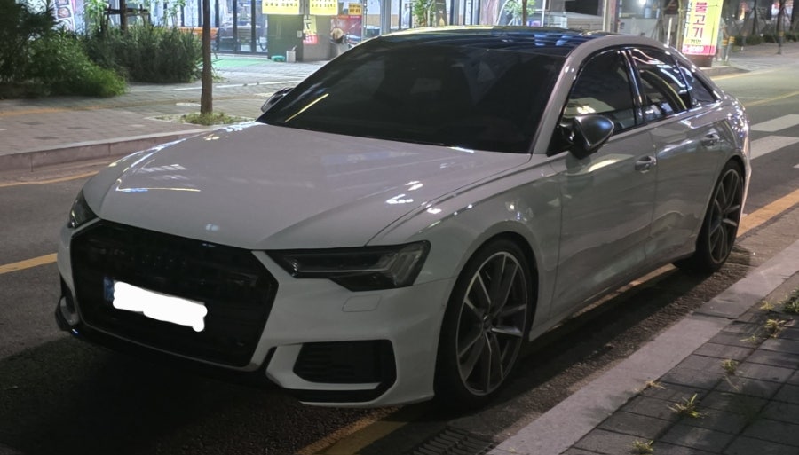 Audi A6 SPOT 게시글 이미지
