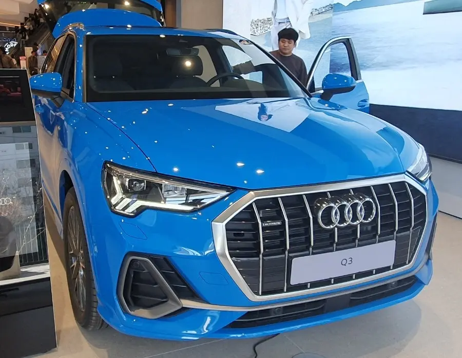 Audi Q3 사진 1