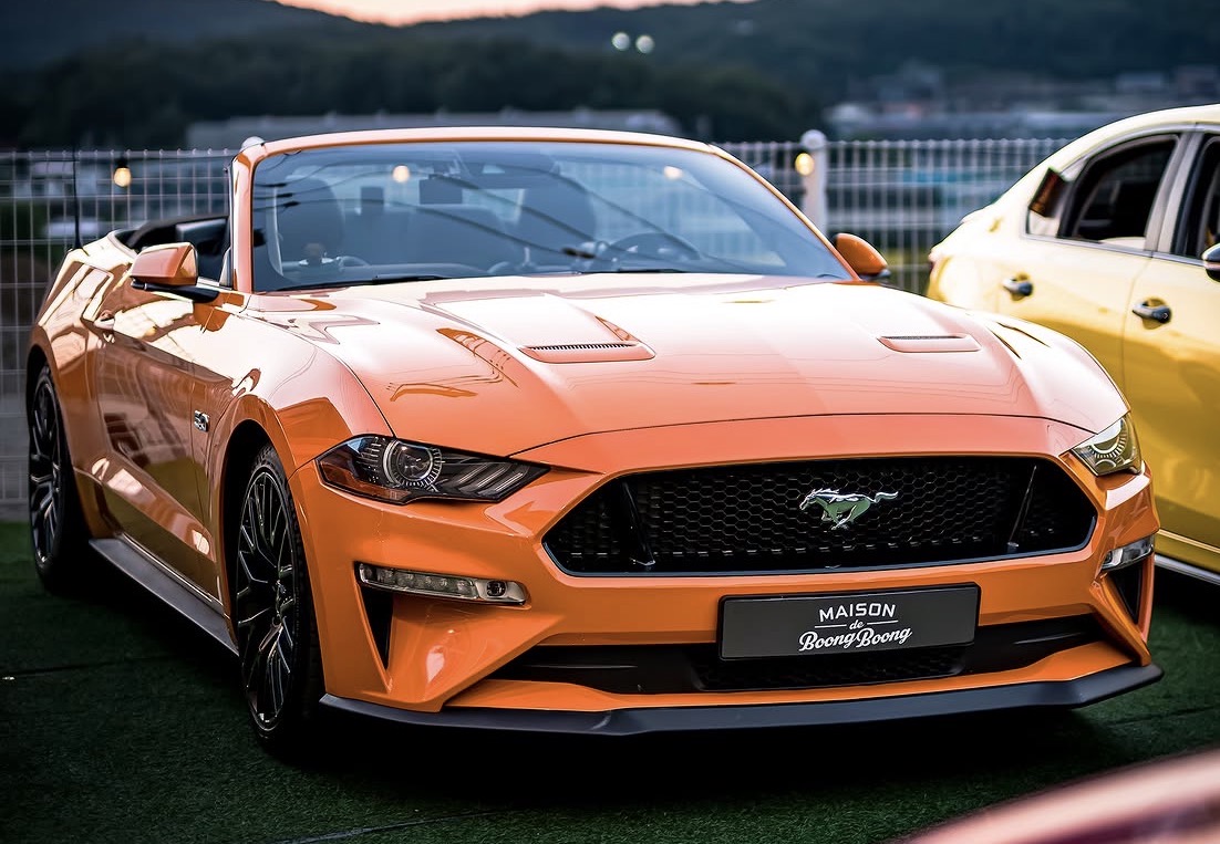 Ford Mustang 게시글 이미지