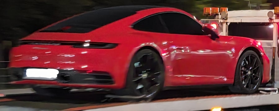 Porsche 911 Carrera SPOT 게시글 이미지