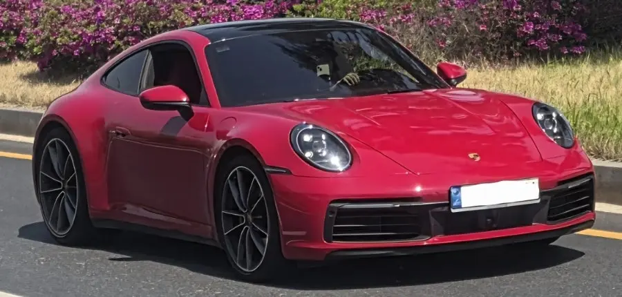 Porsche 911 Carrera 4S 사진 1