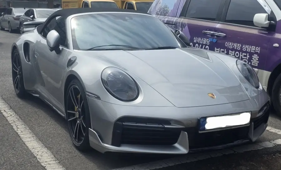 Porsche 911 Turbo S 사진 1