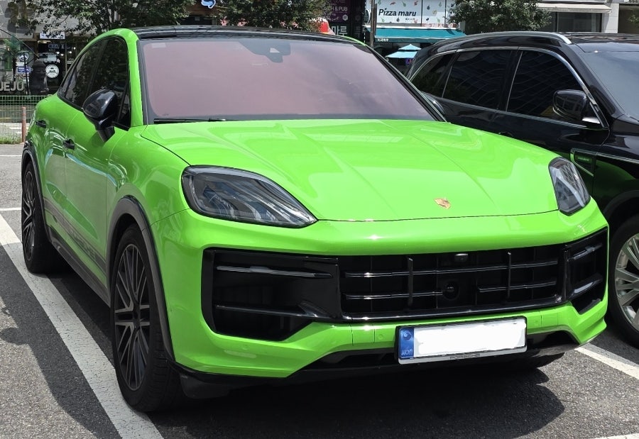 Porsche Cayenne SPOT 게시글 이미지