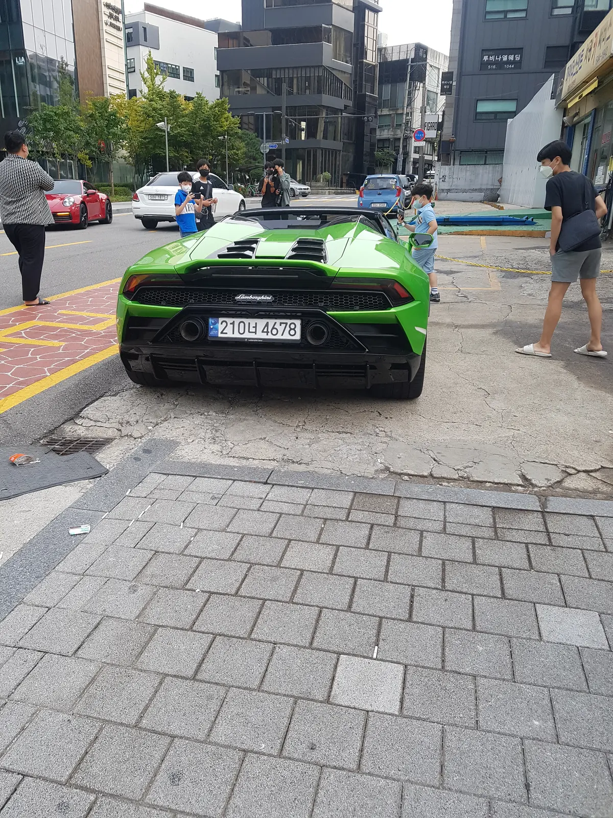 Lamborghini Huracan EVO 사진 2