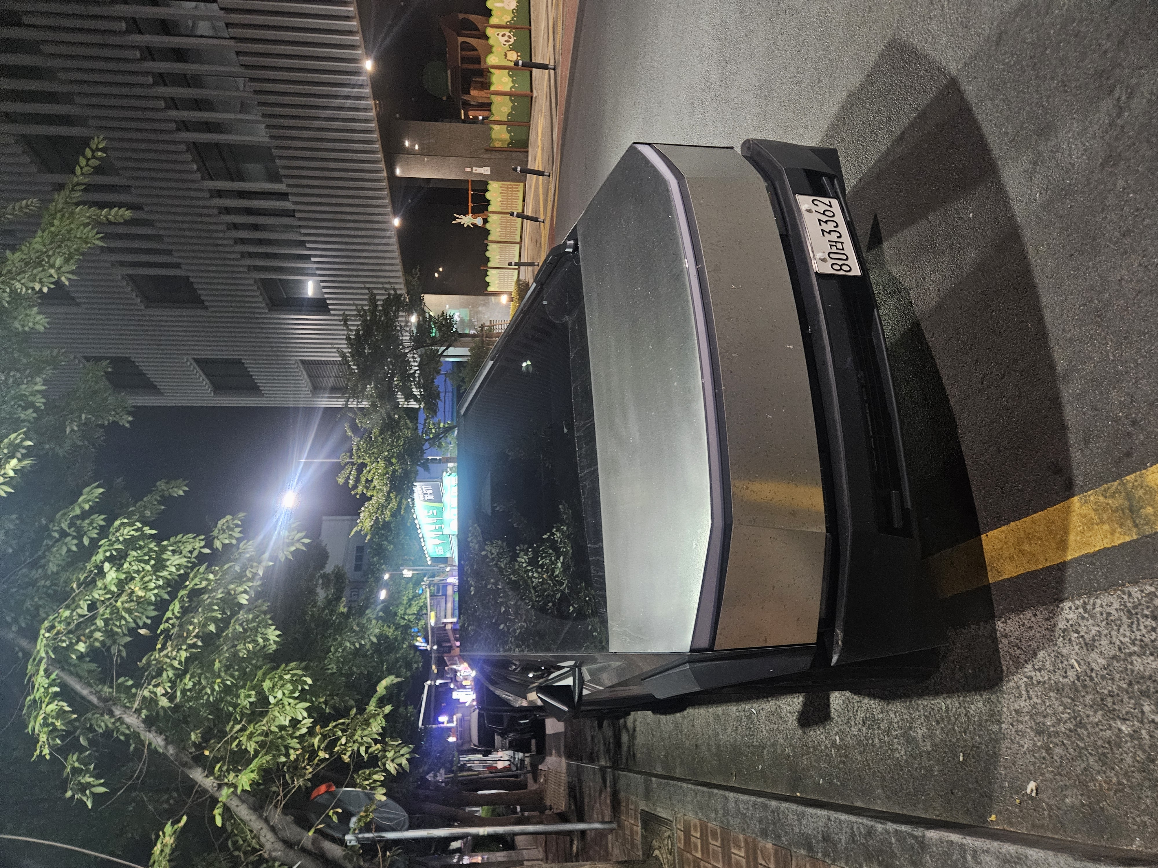 Tesla Cybertruck 외 14대 SPOT 게시글 이미지