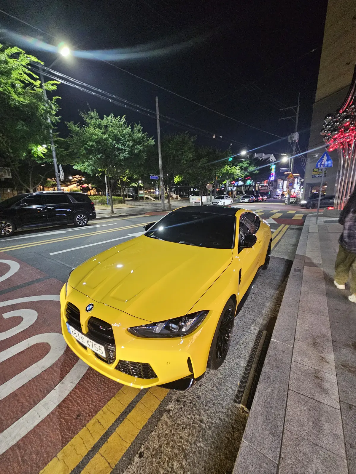 BMW M4 사진 1