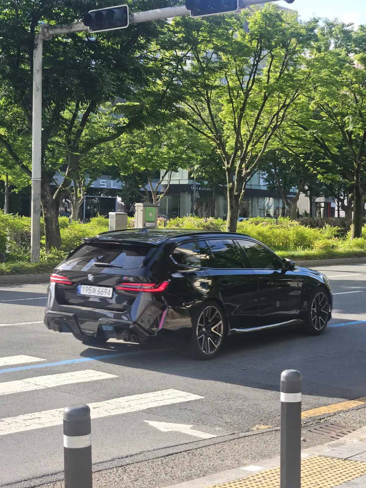 BMW M5 사진 1