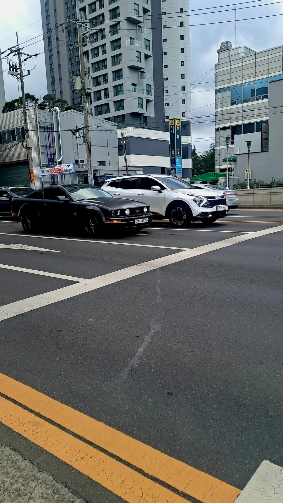 Ford Mustang Dark Horse 사진 1