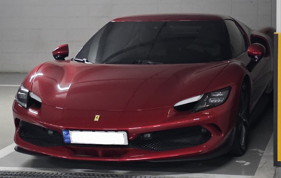 Ferrari 296 GTB SPOT 게시글 이미지