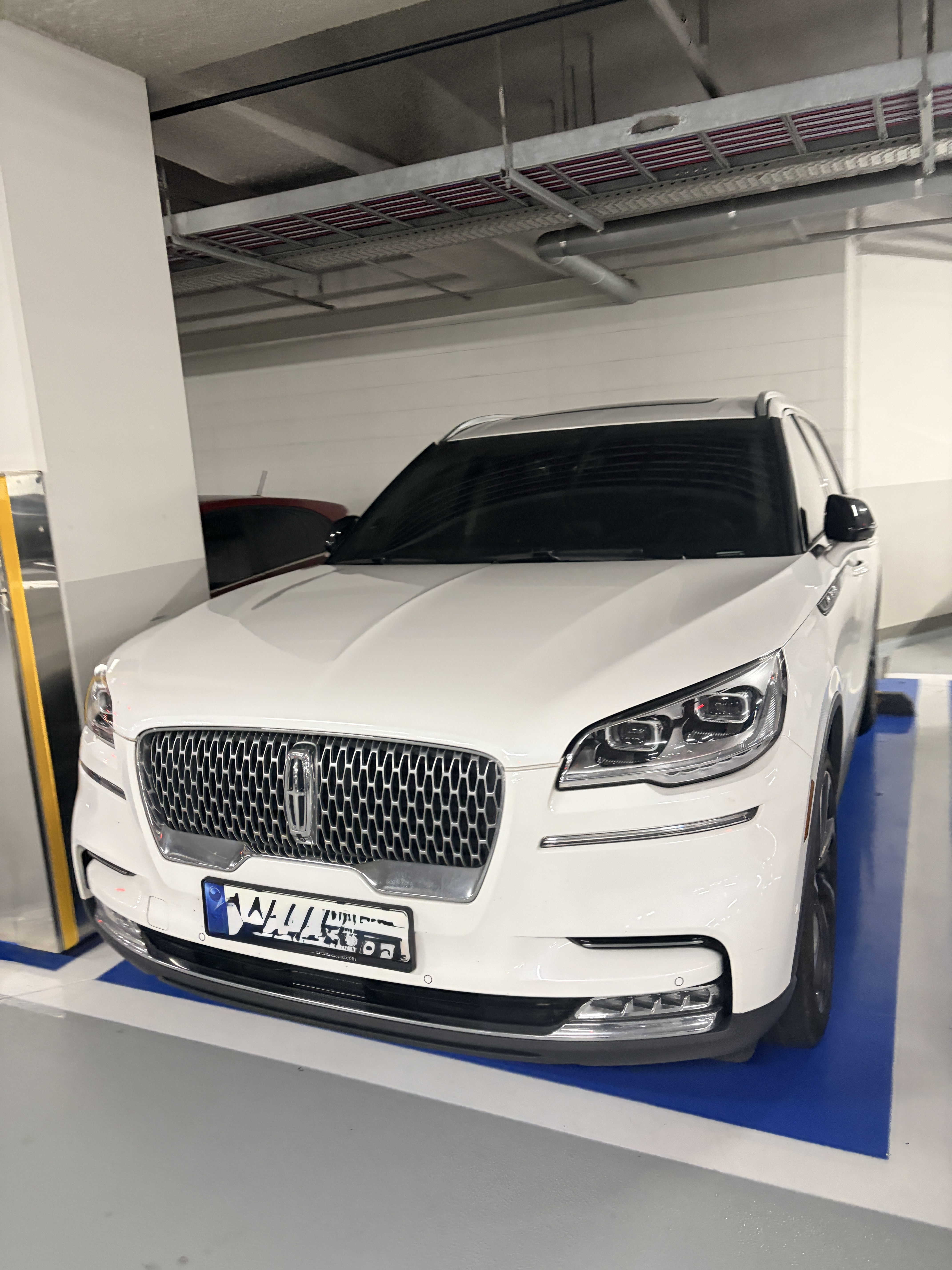 Lincoln Aviator SPOT 게시글 이미지