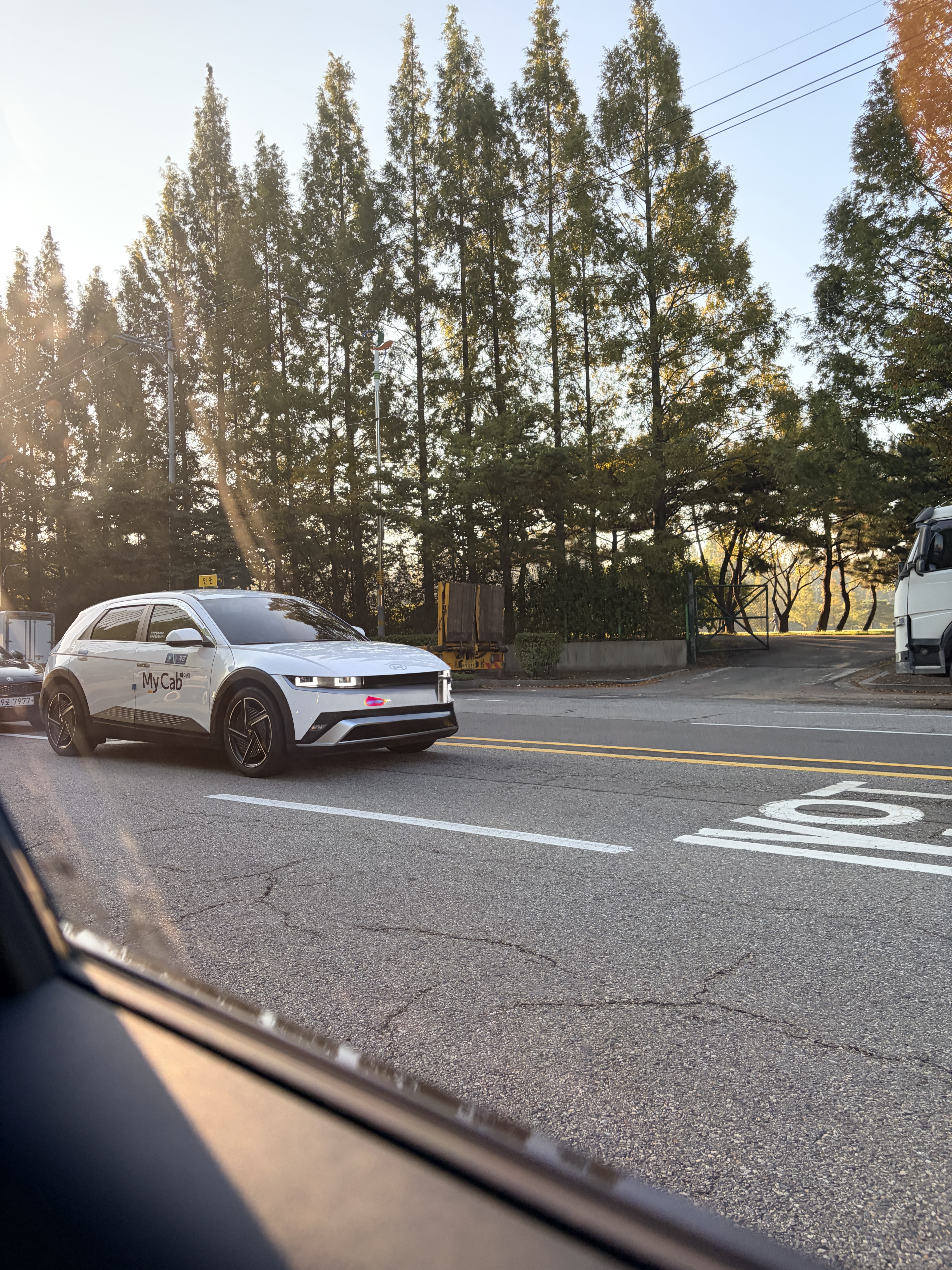 Hyundai IONIQ 5 SPOT 게시글 이미지