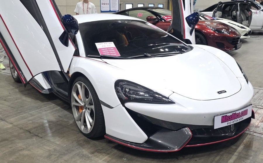 McLaren 570S SPOT 게시글 이미지