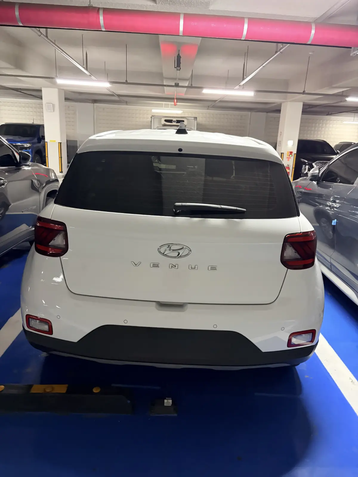 Hyundai Venue 사진 1