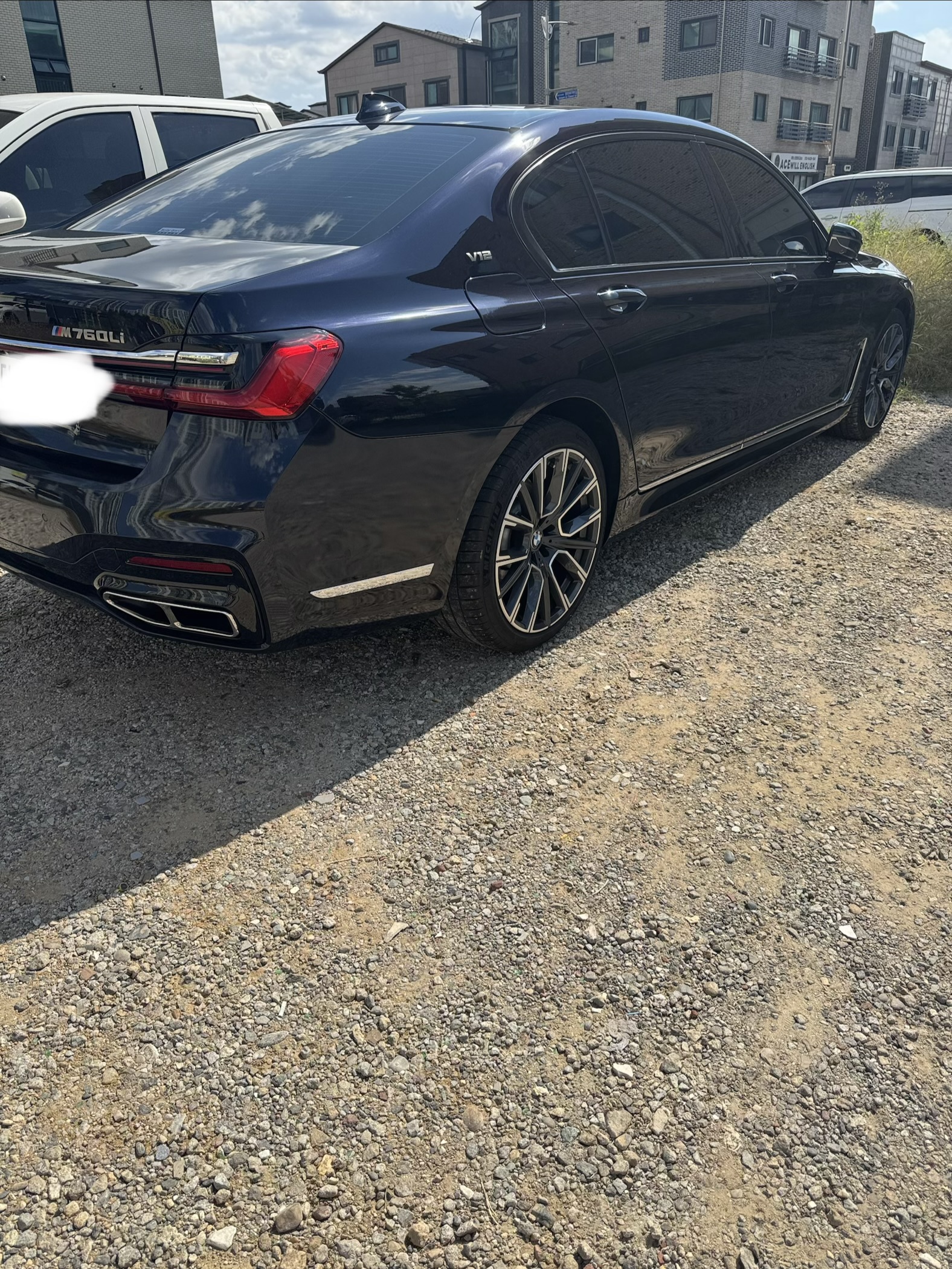 BMW760i V12 게시글 이미지