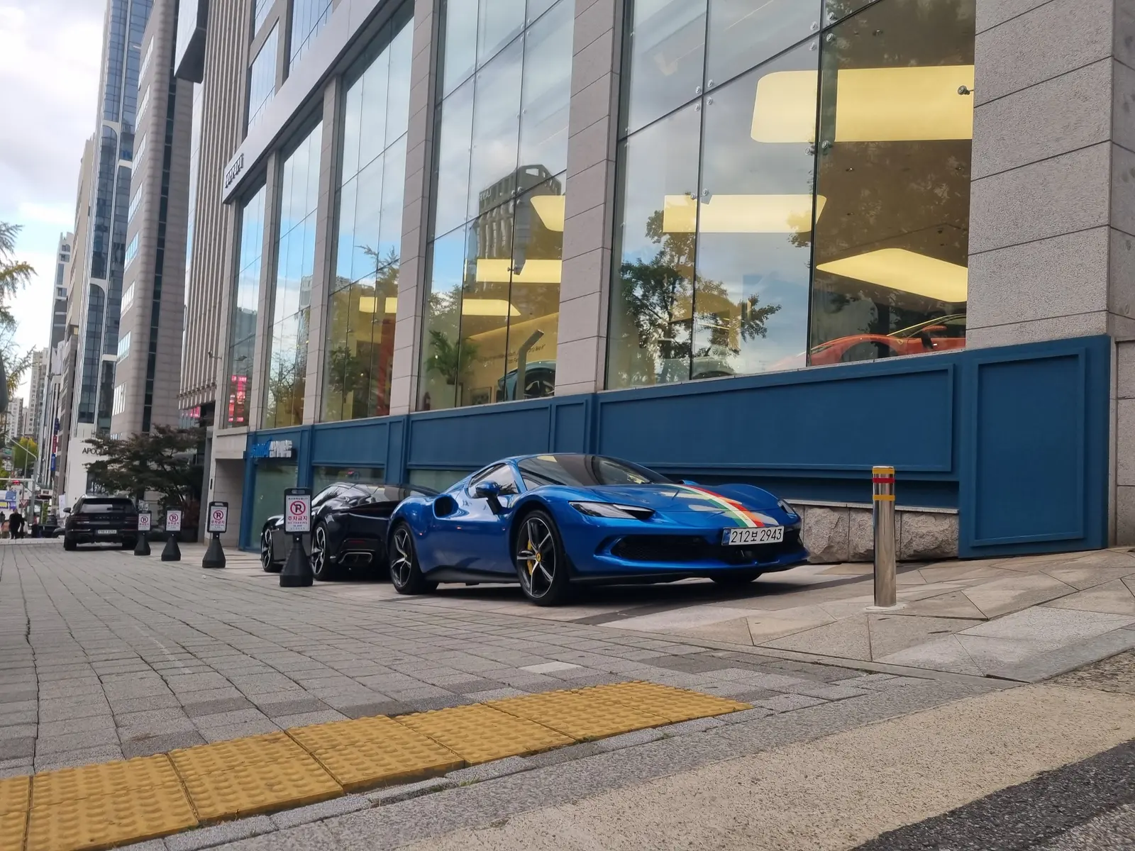 페라리 12칠린드리 쿠페 & 페라리 296 GTS 사진 3