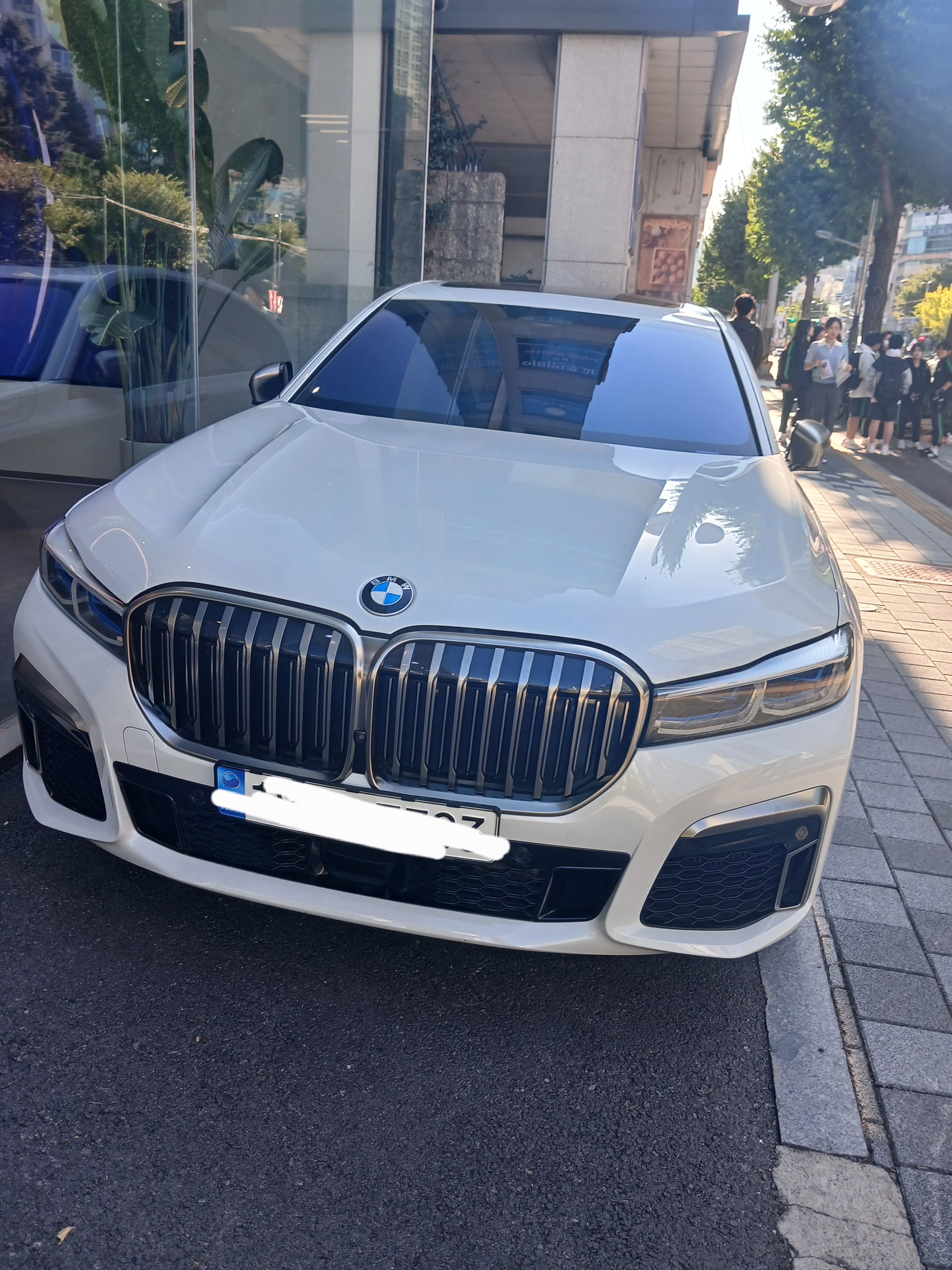 BMW 7 Series SPOT 게시글 이미지