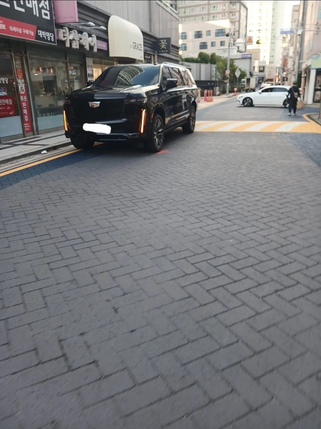 Cadillac Escalade 사진 1