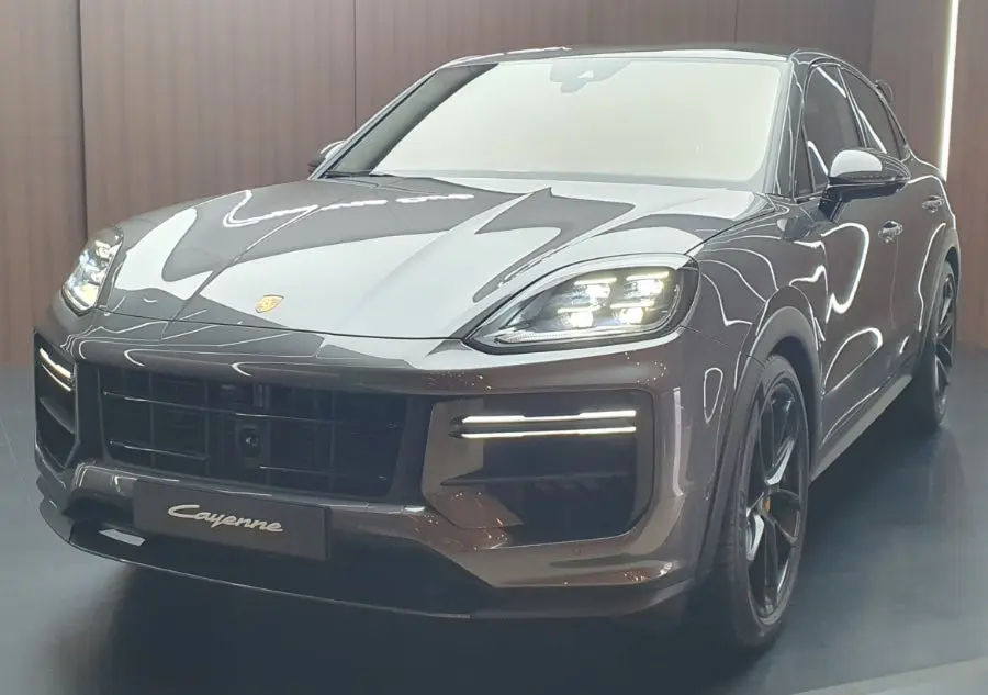 Porsche Cayenne Turbo GT 사진 1