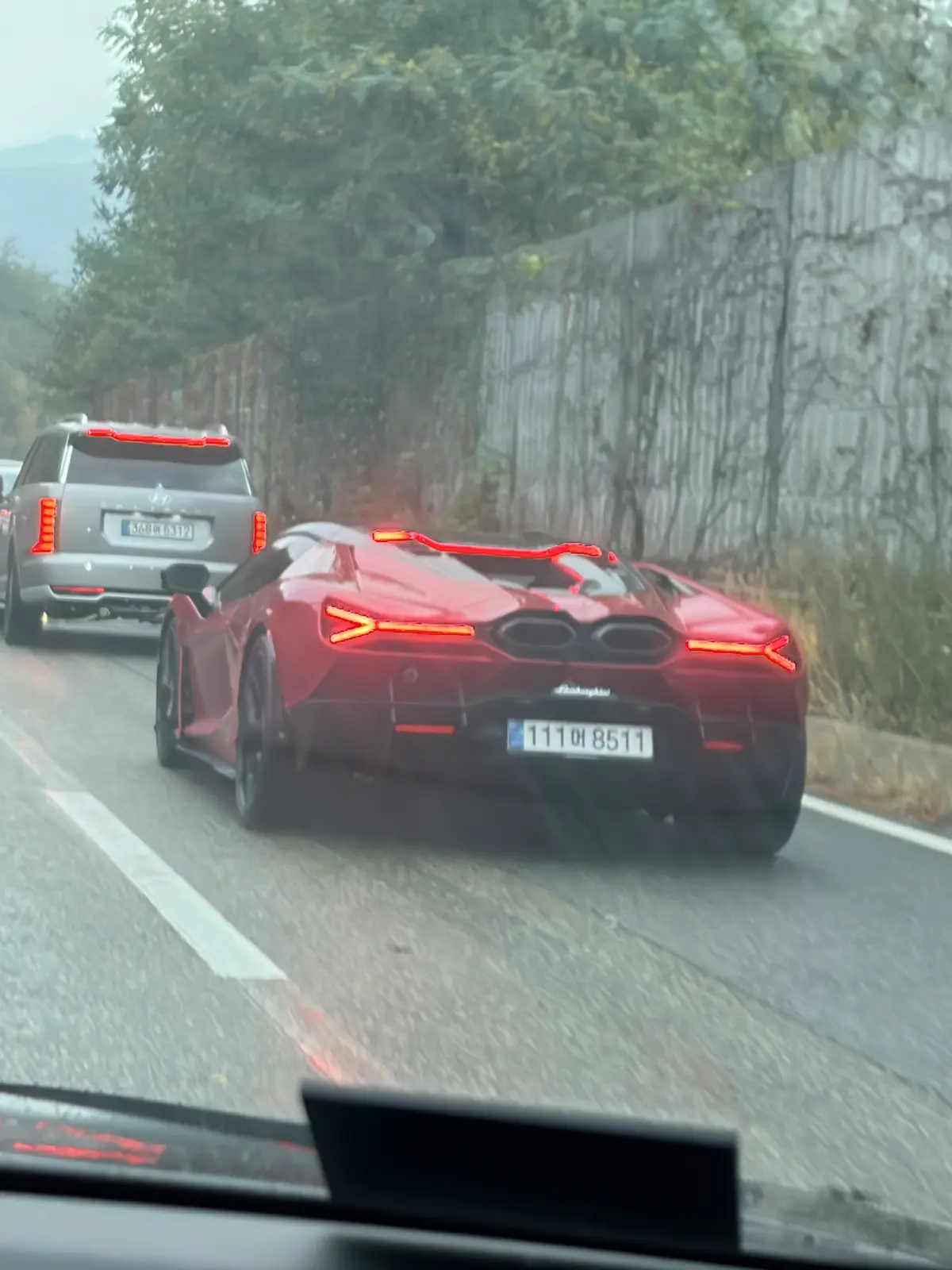 Lamborghini Revuelto 사진 1