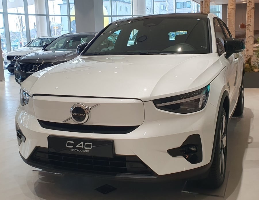 Volvo EC40 SPOT 게시글 이미지