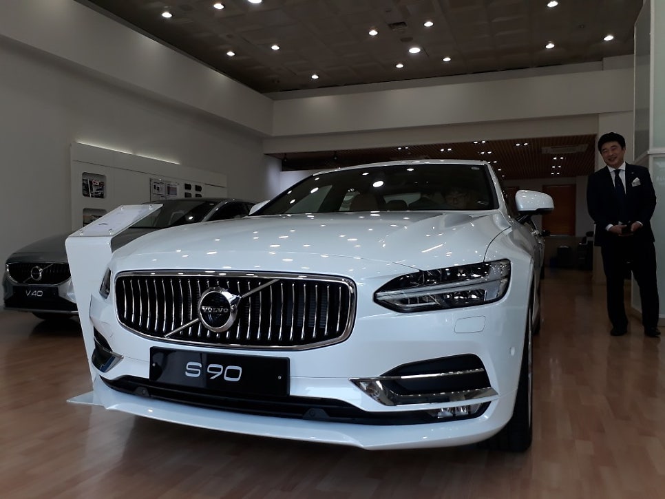 Volvo S90 SPOT 게시글 이미지
