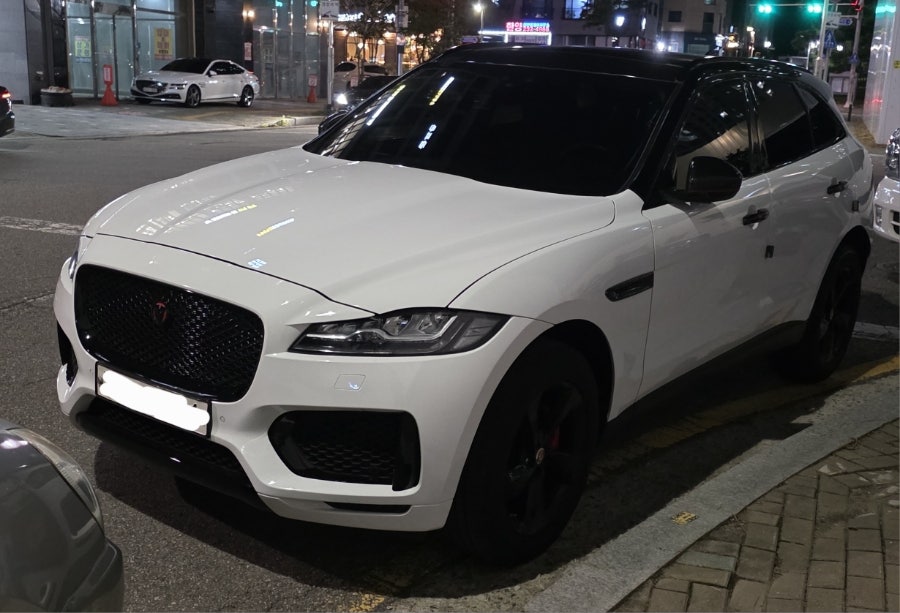 Jaguar F-Pace SPOT 게시글 이미지