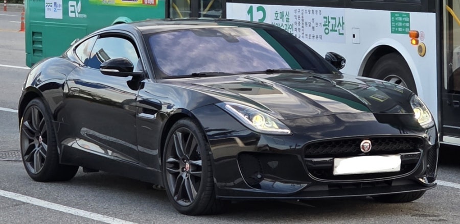 Jaguar F-Type SPOT 게시글 이미지