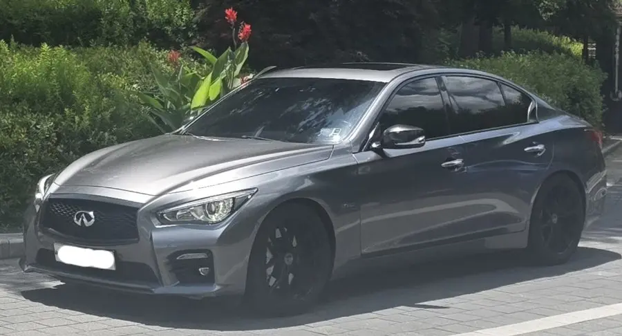 Infiniti Q50 사진 1
