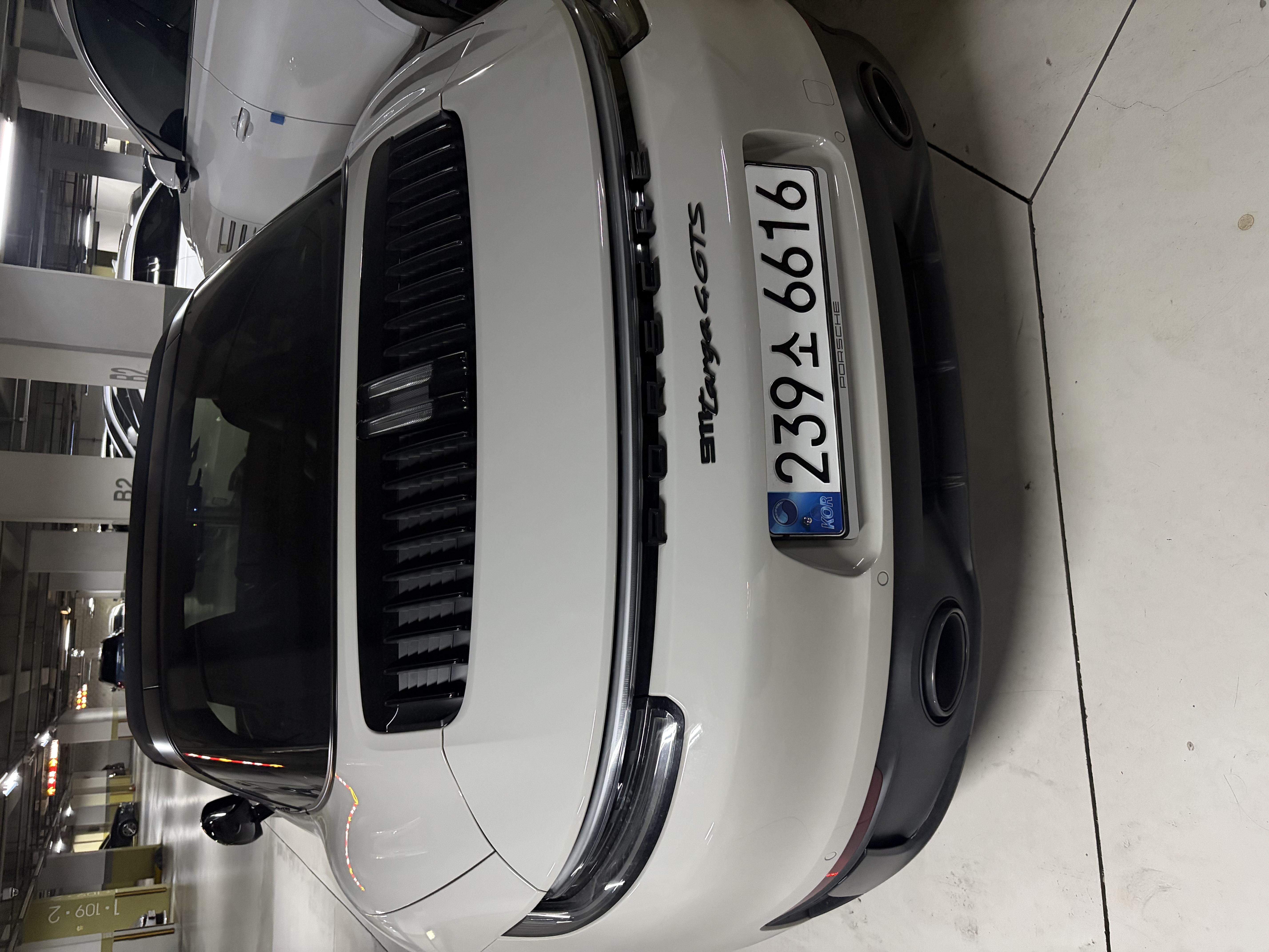 Porsche 911 Carrera 4S SPOT 게시글 이미지
