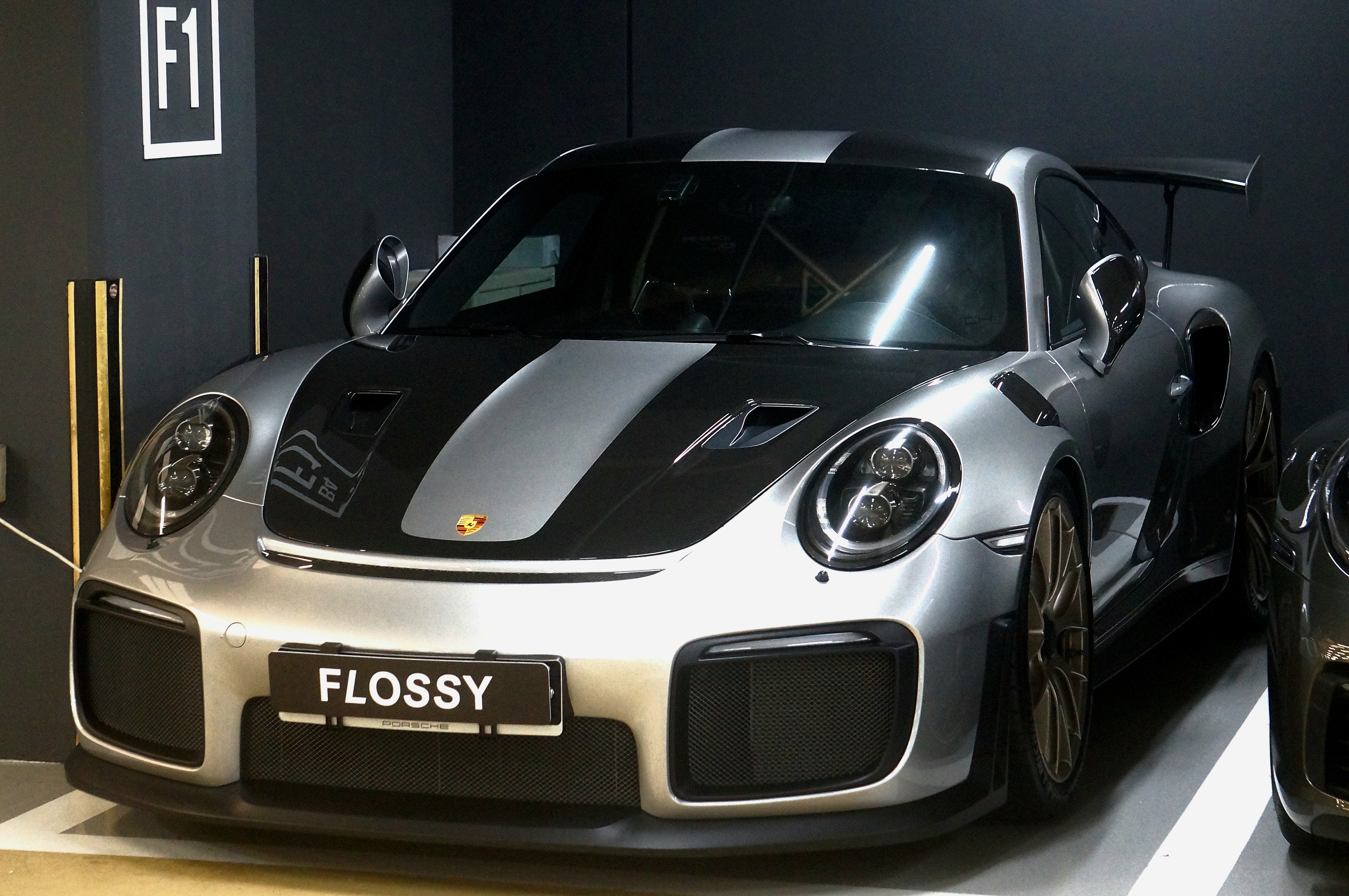 방학때 본 GT2 RS 게시글 이미지