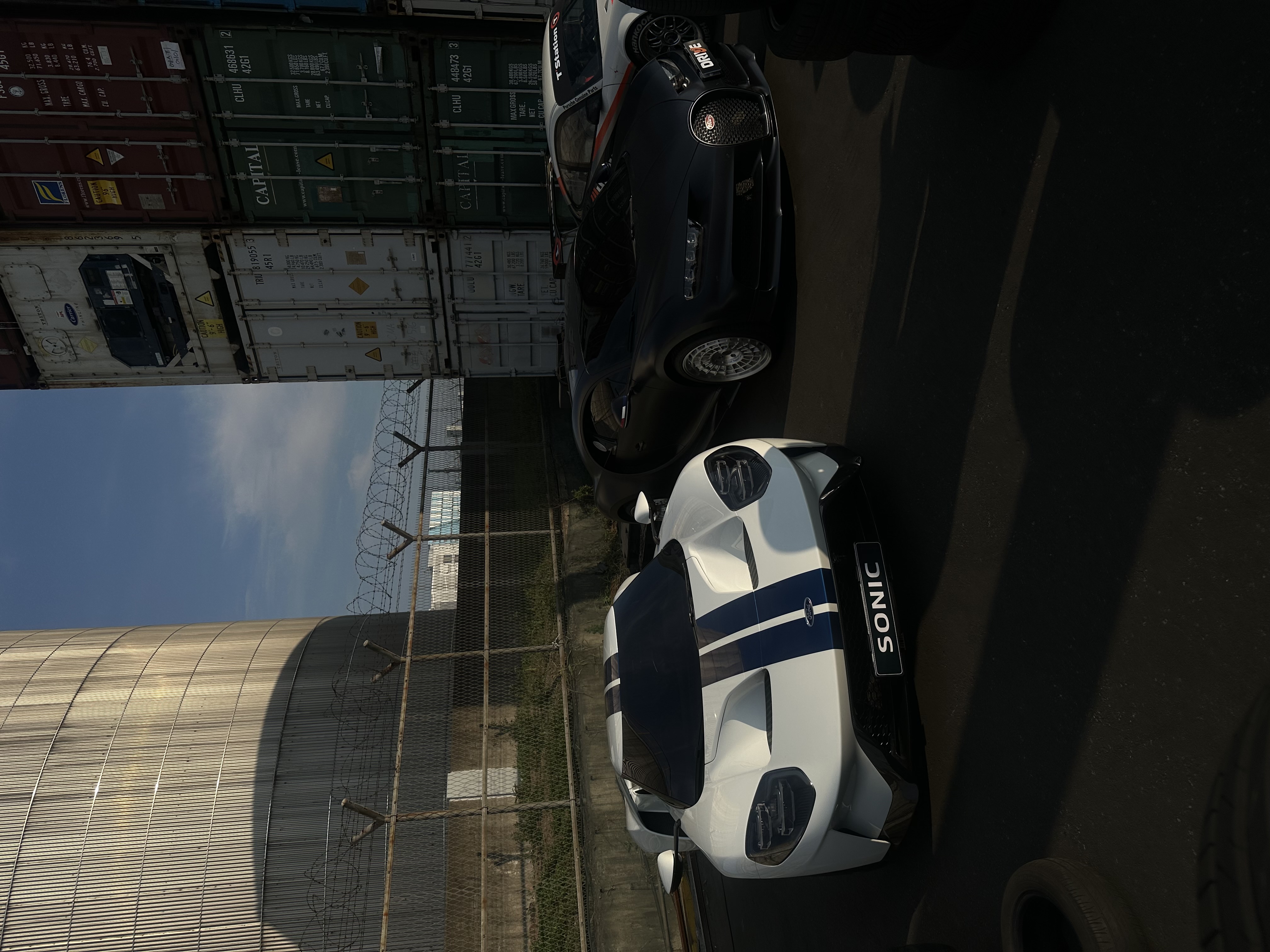 Ford GT & Bugatti Chiron Sport 110 ans 게시글 이미지
