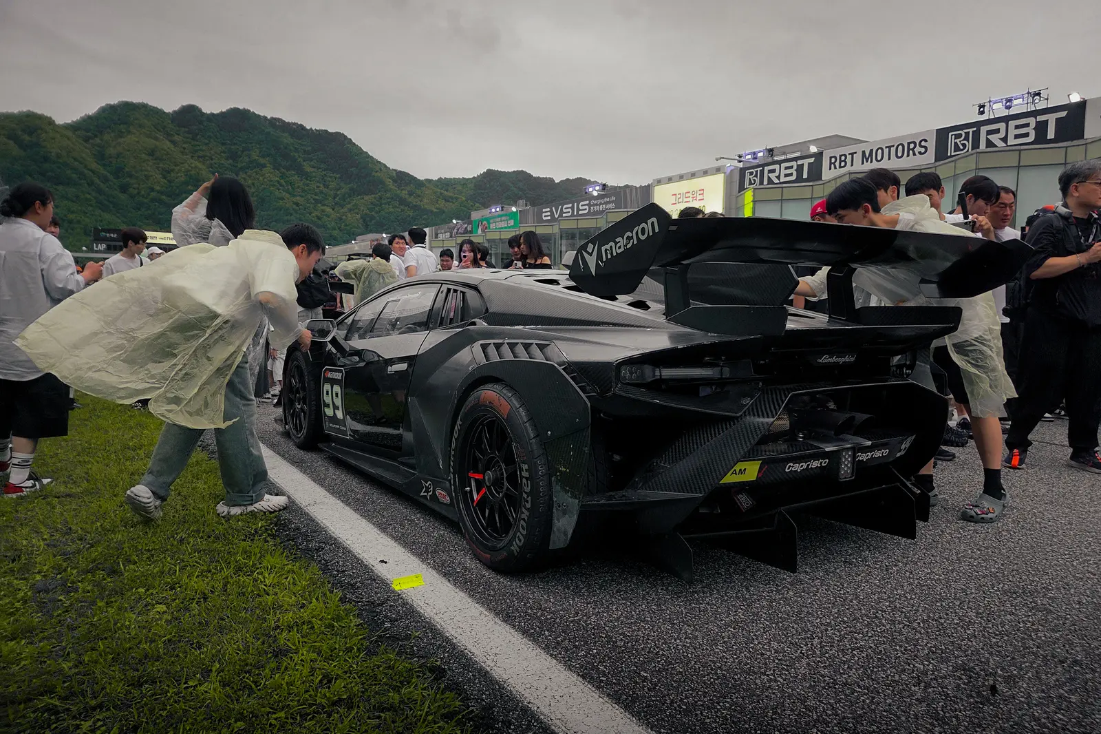 Lamborghini Huracàn ST EVO2 사진 2