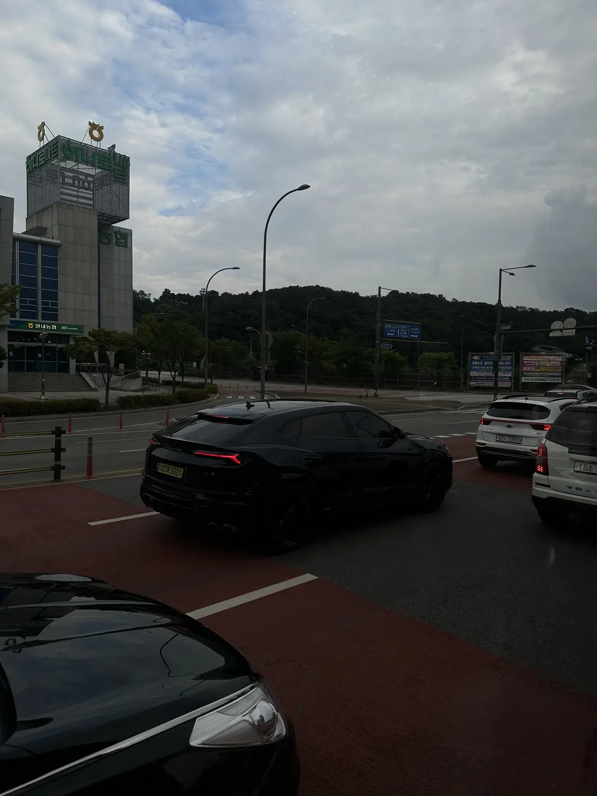 Lamborghini Urus Performante 사진 1