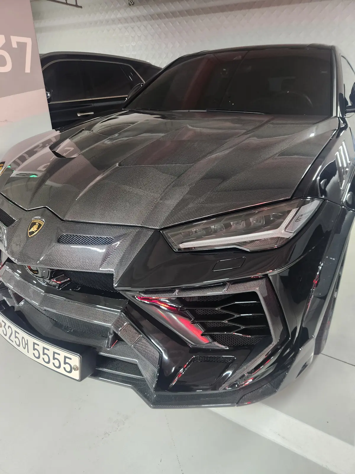 Lamborghini Urus Performante 사진 1