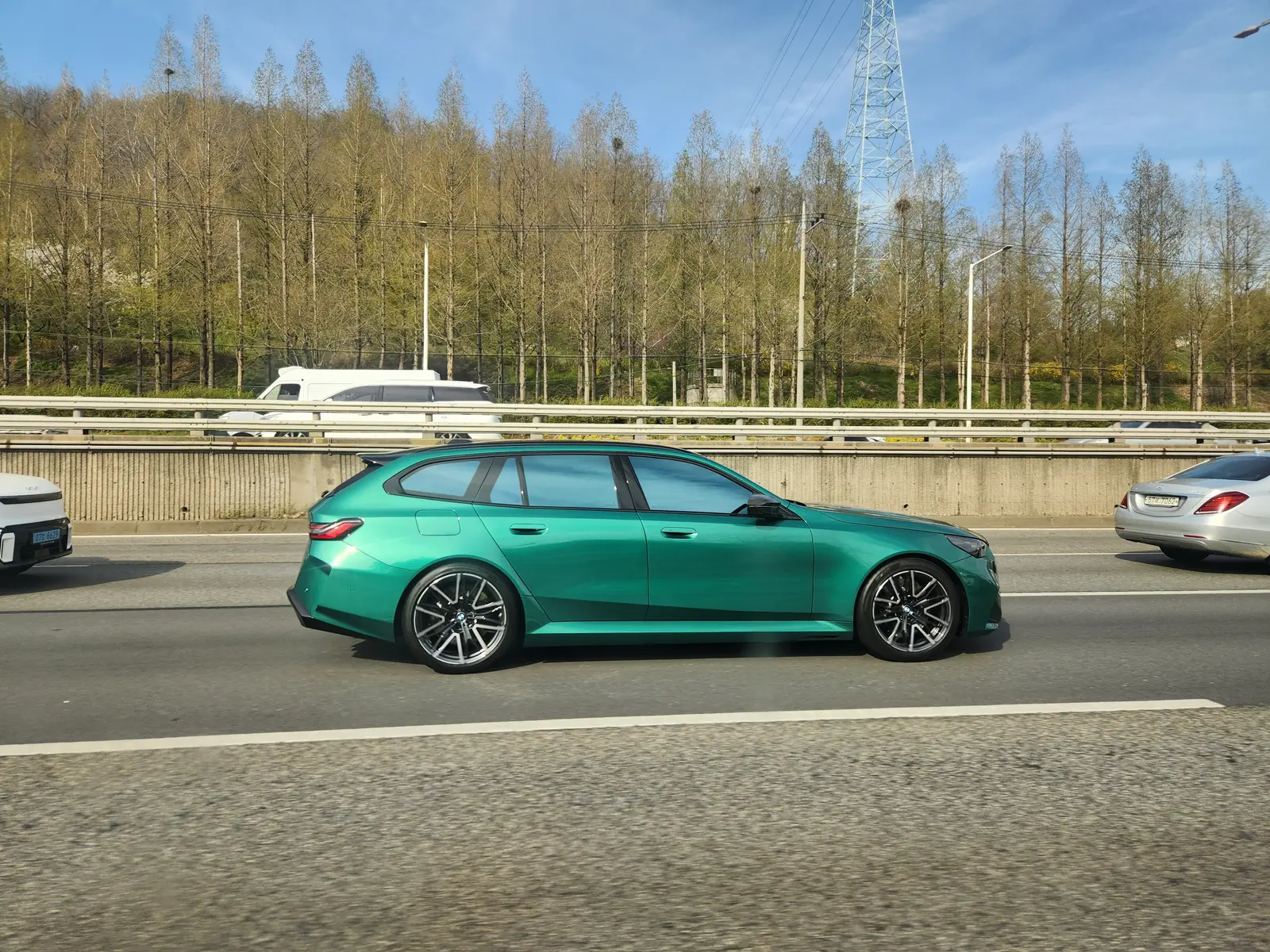 BMW M5 사진 1