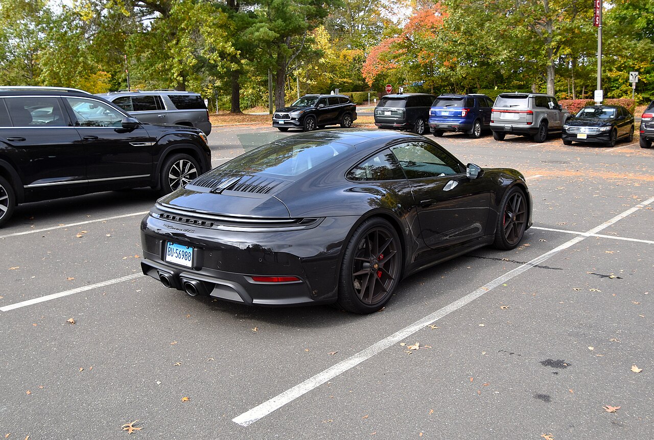 2025년형 포르쉐 911 카레라 GTS 992.2